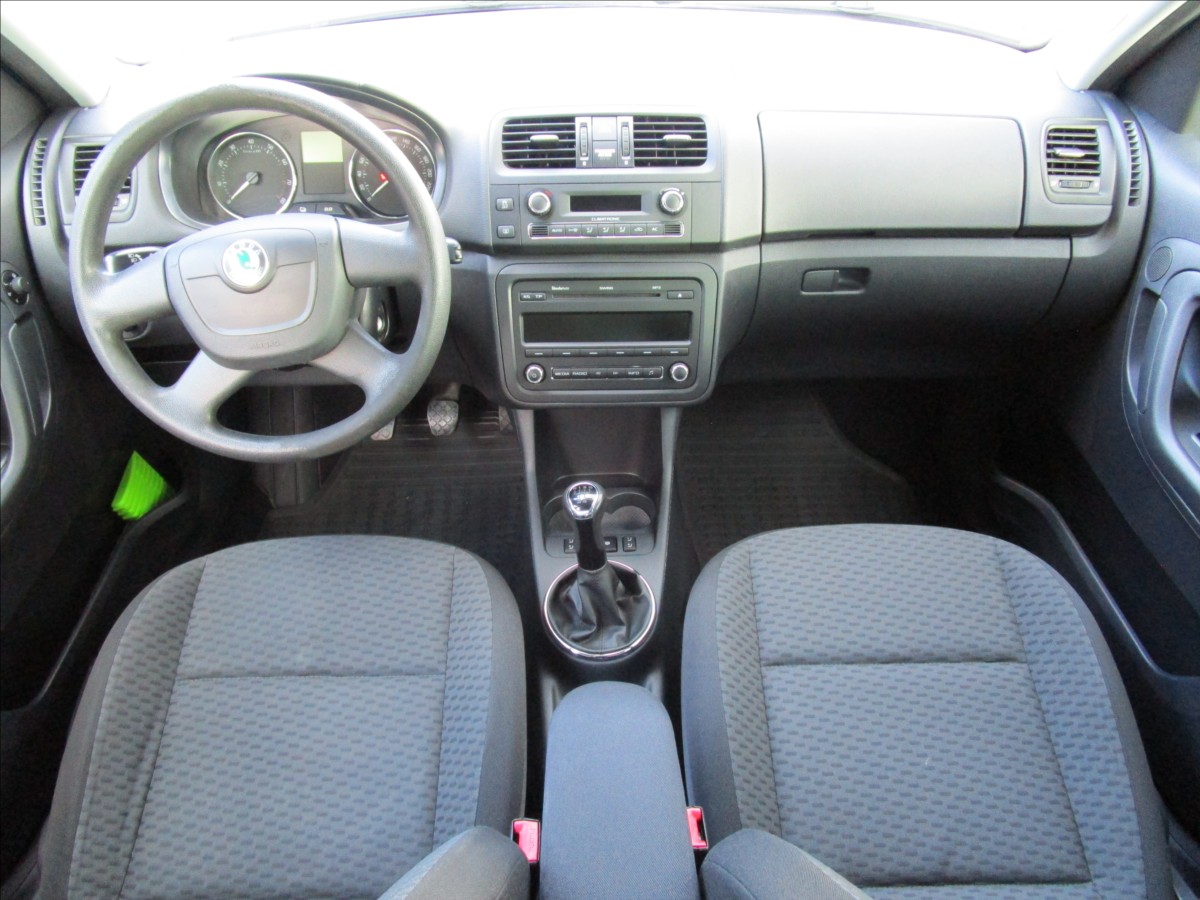 skoda-roomster-1-4i-16v-ambition-aut-klima - 7