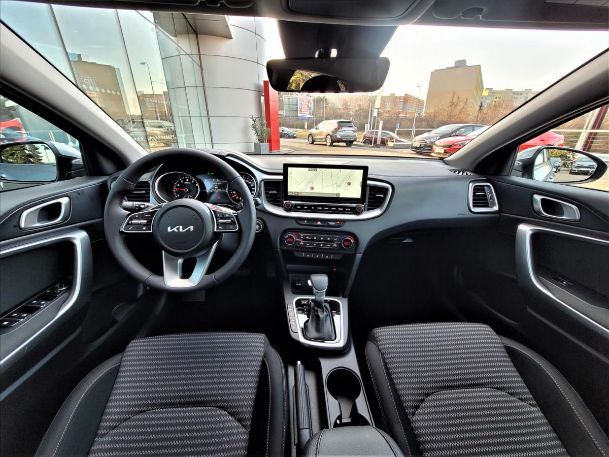 kia-ceed-1-5-paket-business-1-5-t-gdi-gpf-7dct-top - 5