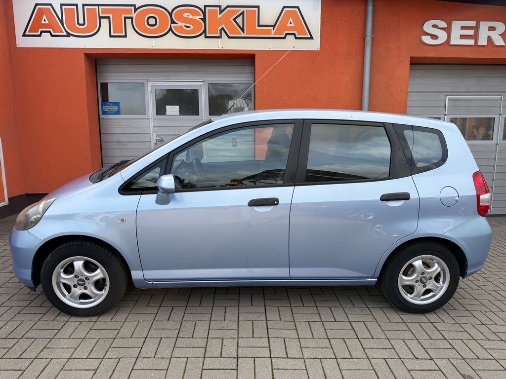 honda-jazz-1-3i-63kw-2-maj-nova-tk - 2