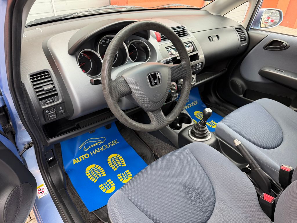honda-jazz-1-3i-63kw-2-maj-nova-tk - 7