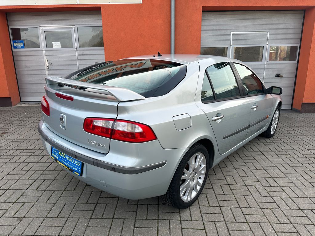 renault-laguna-3-0i-v6-152kw - 1