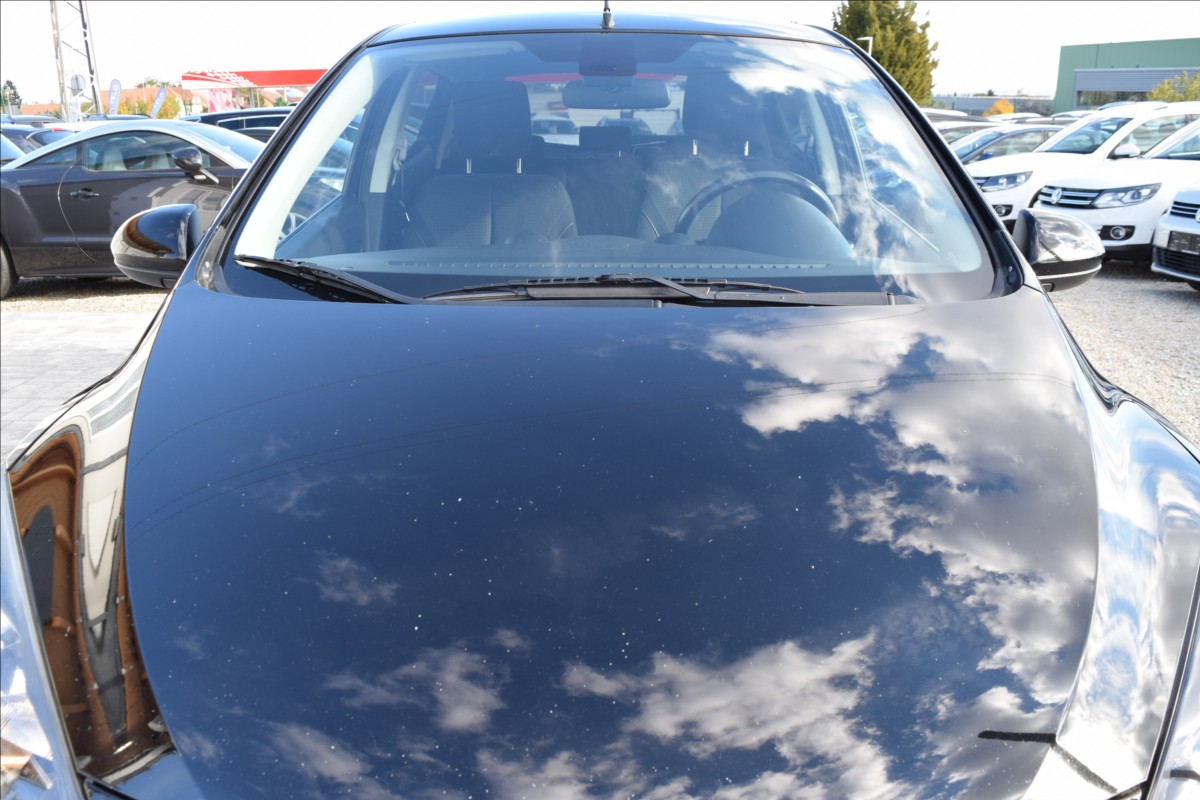 mazda-2-1-5-mzr-76kw-vyhrev-klima - 2