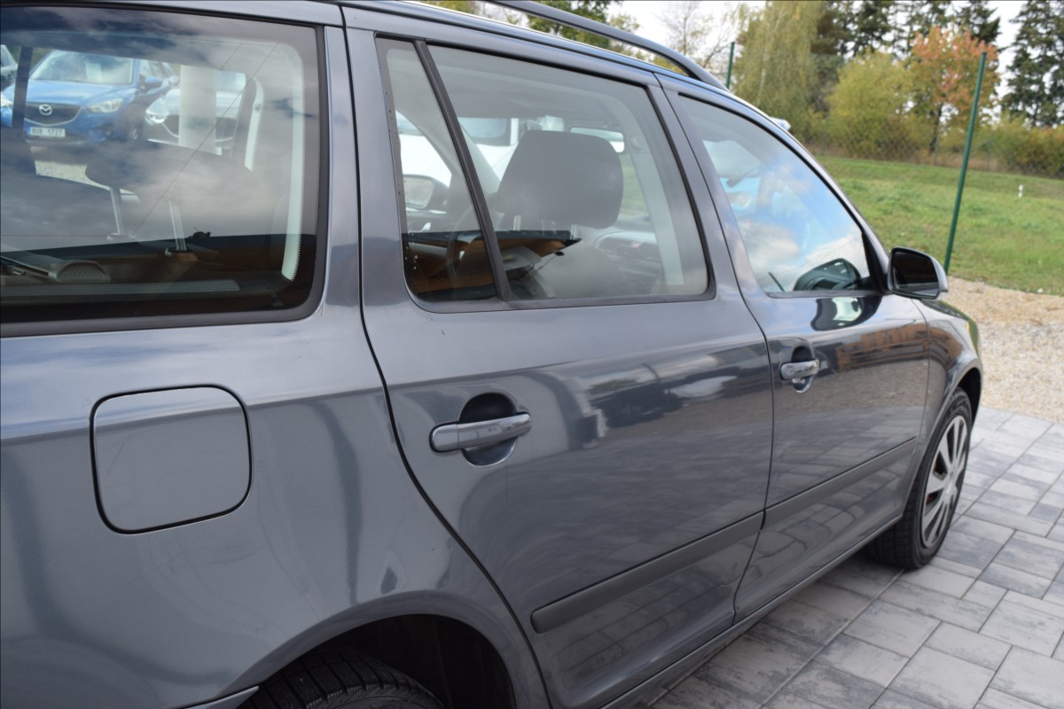 skoda-octavia-2-0-tdi-103kw-4x4-2-sady-kol - 5
