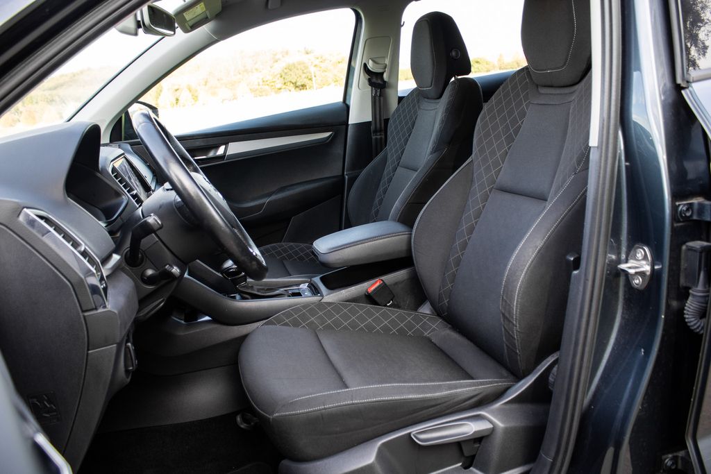 skoda-karoq-1-0-tsi-dsg-tazne - 8