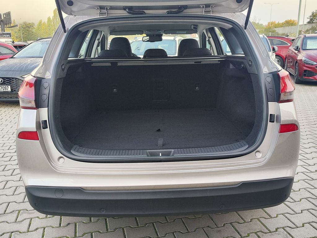 hyundai-i30-1-4-t-gdi-103kw-style-dct - 8