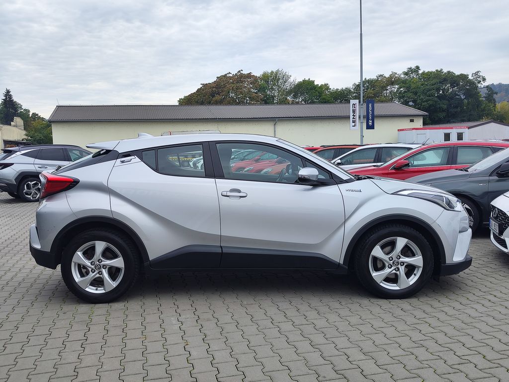 toyota-c-hr-1-8-hev-90kw-comfort-e-cvt - 3