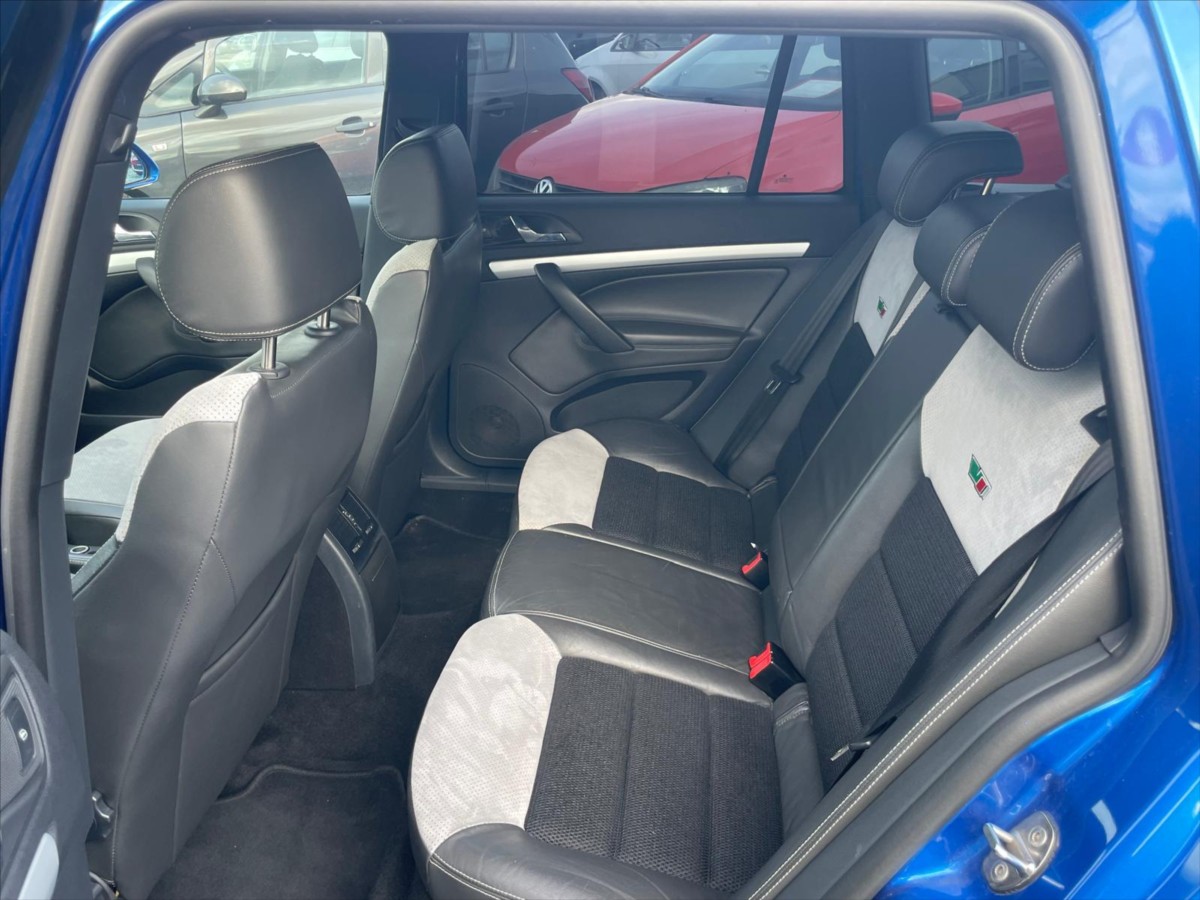 skoda-octavia-2-0-tdi-rs - 8