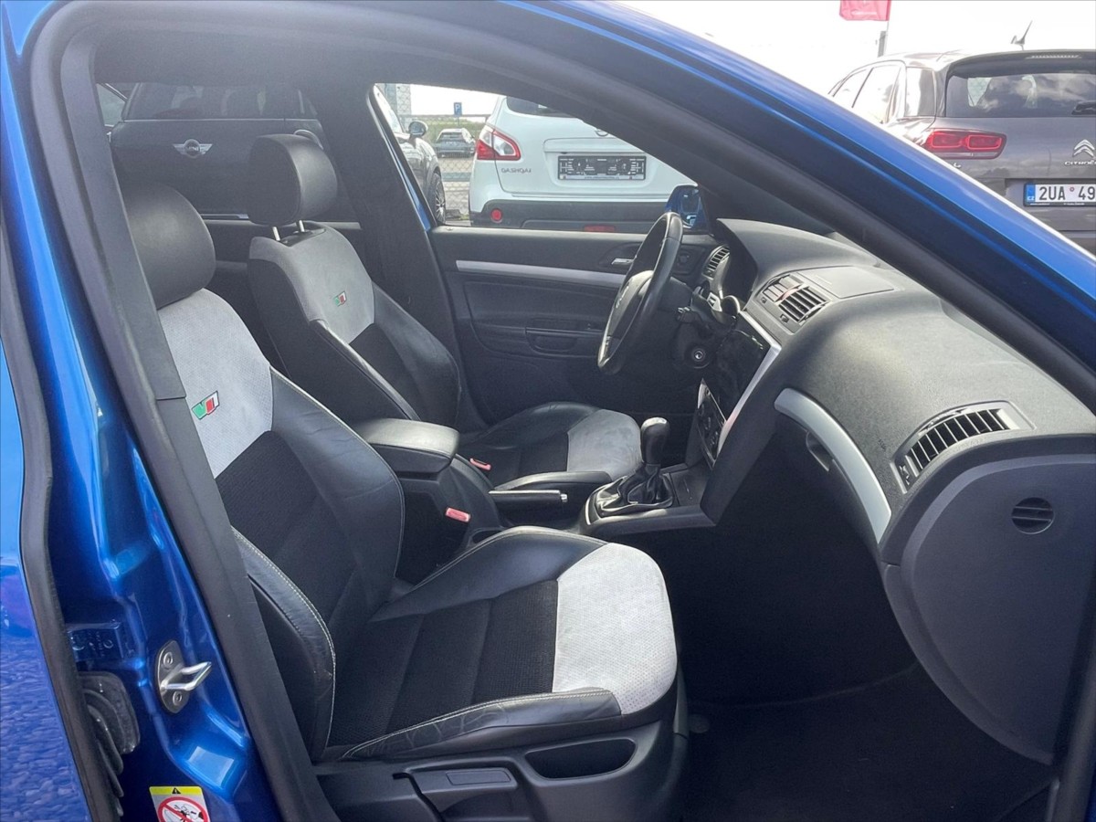 skoda-octavia-2-0-tdi-rs - 9