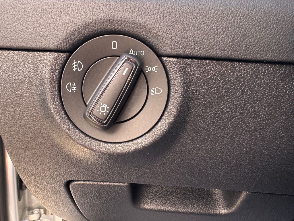 skoda-octavia-combi-2-0-tdi-dsg-4x4-ambition-soleil - 7