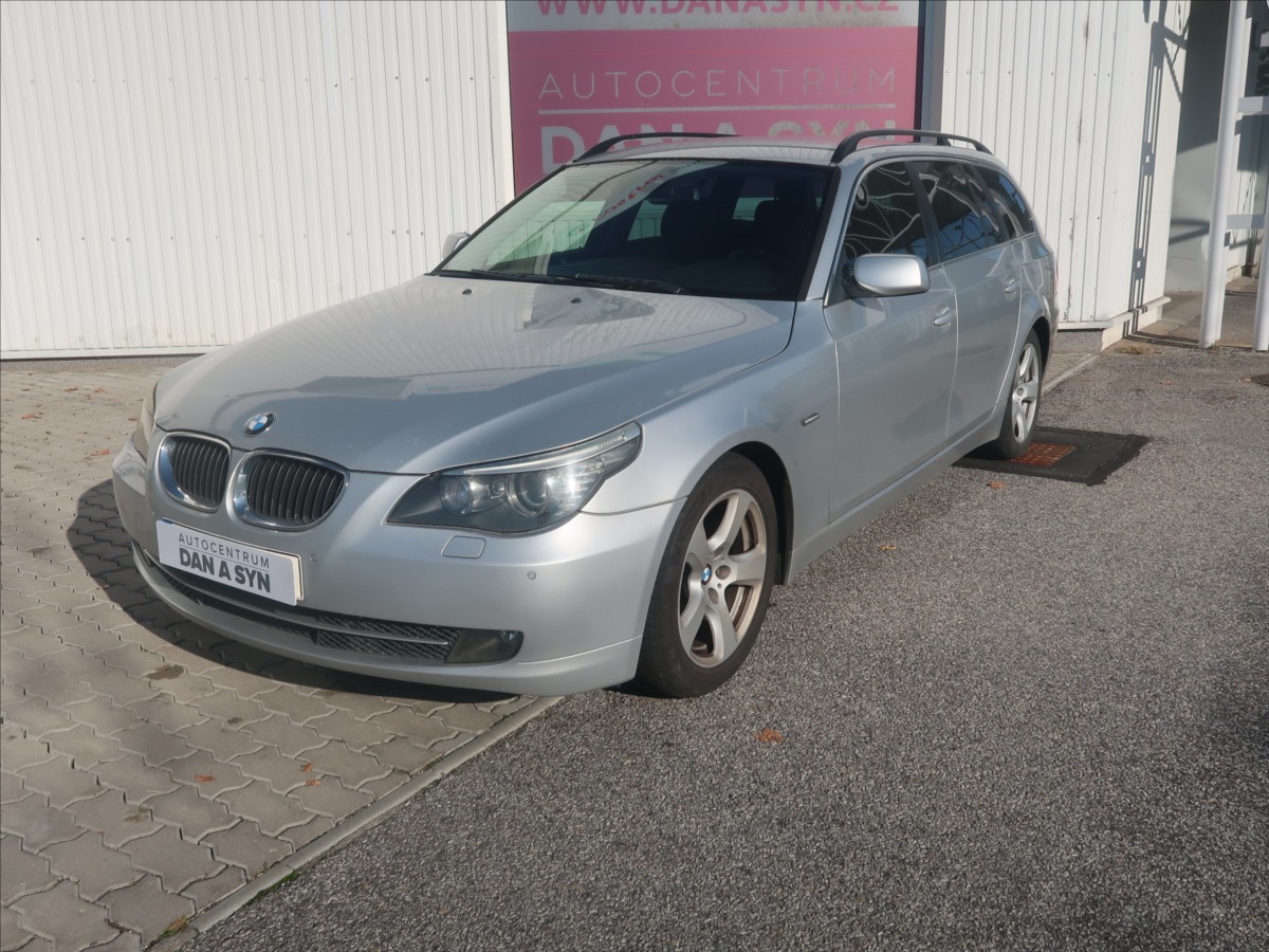 BMW Řada 5 3,0 d, CZ původ, serv.kniha