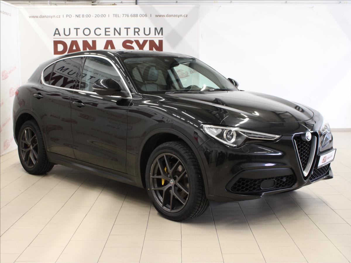 alfa-romeo-stelvio-2-0-tbi-280k-q4-kuze-led - 2