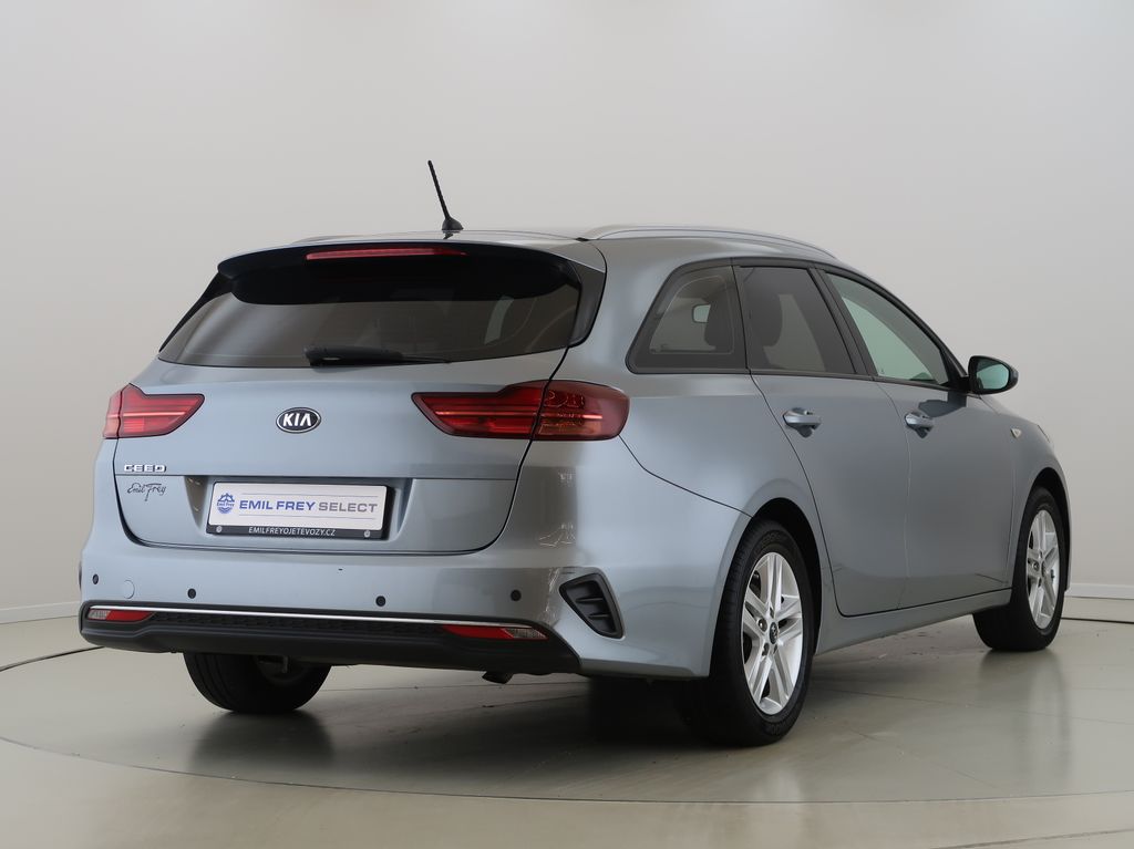 kia-ceed-1-4cvvt-73kw-manual-cz - 4
