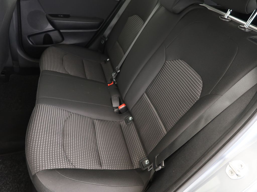 kia-ceed-1-4cvvt-73kw-manual-cz - 9