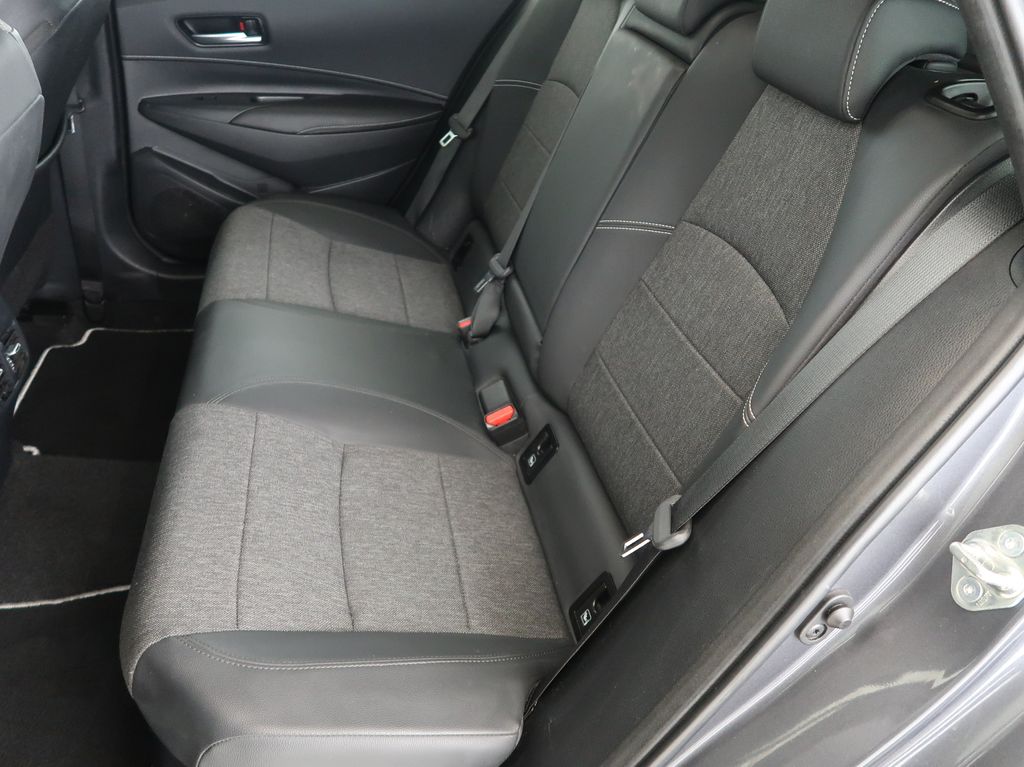 toyota-corolla-1-8hybrid-72kw-style-tazne-cz - 9