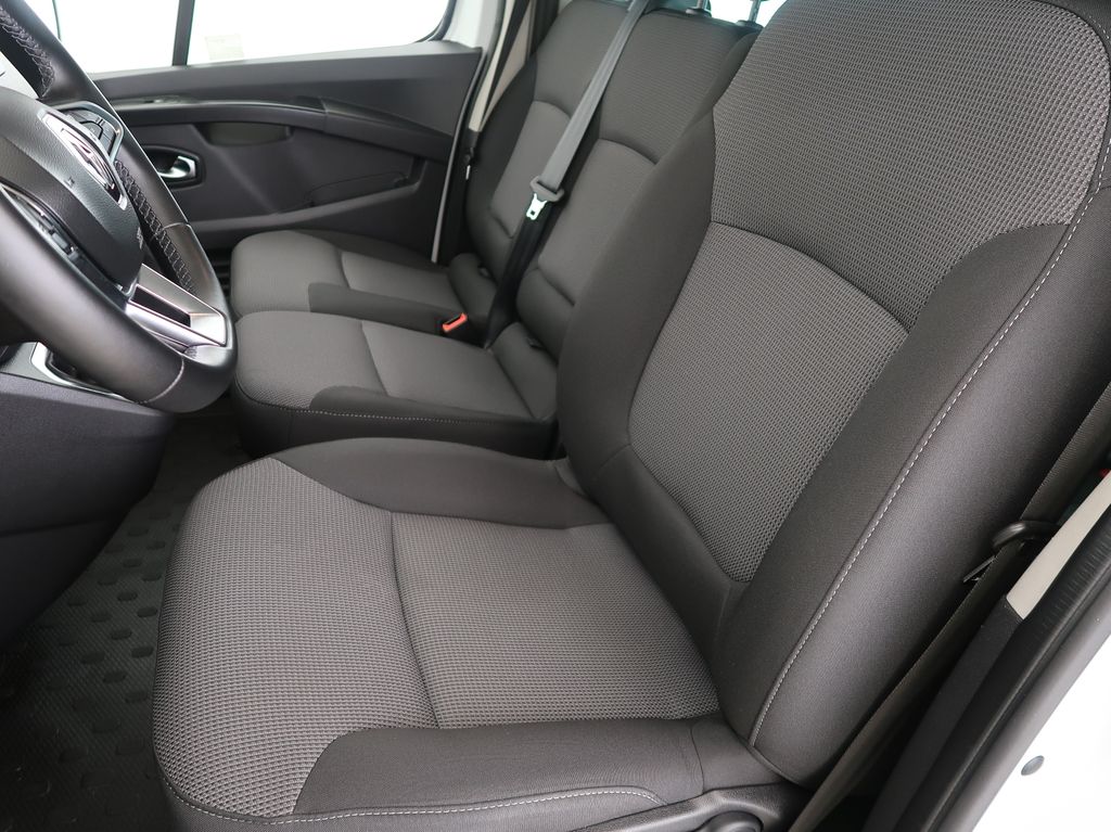 renault-trafic-2-0-dci-110kw-dph-manual-cz - 8
