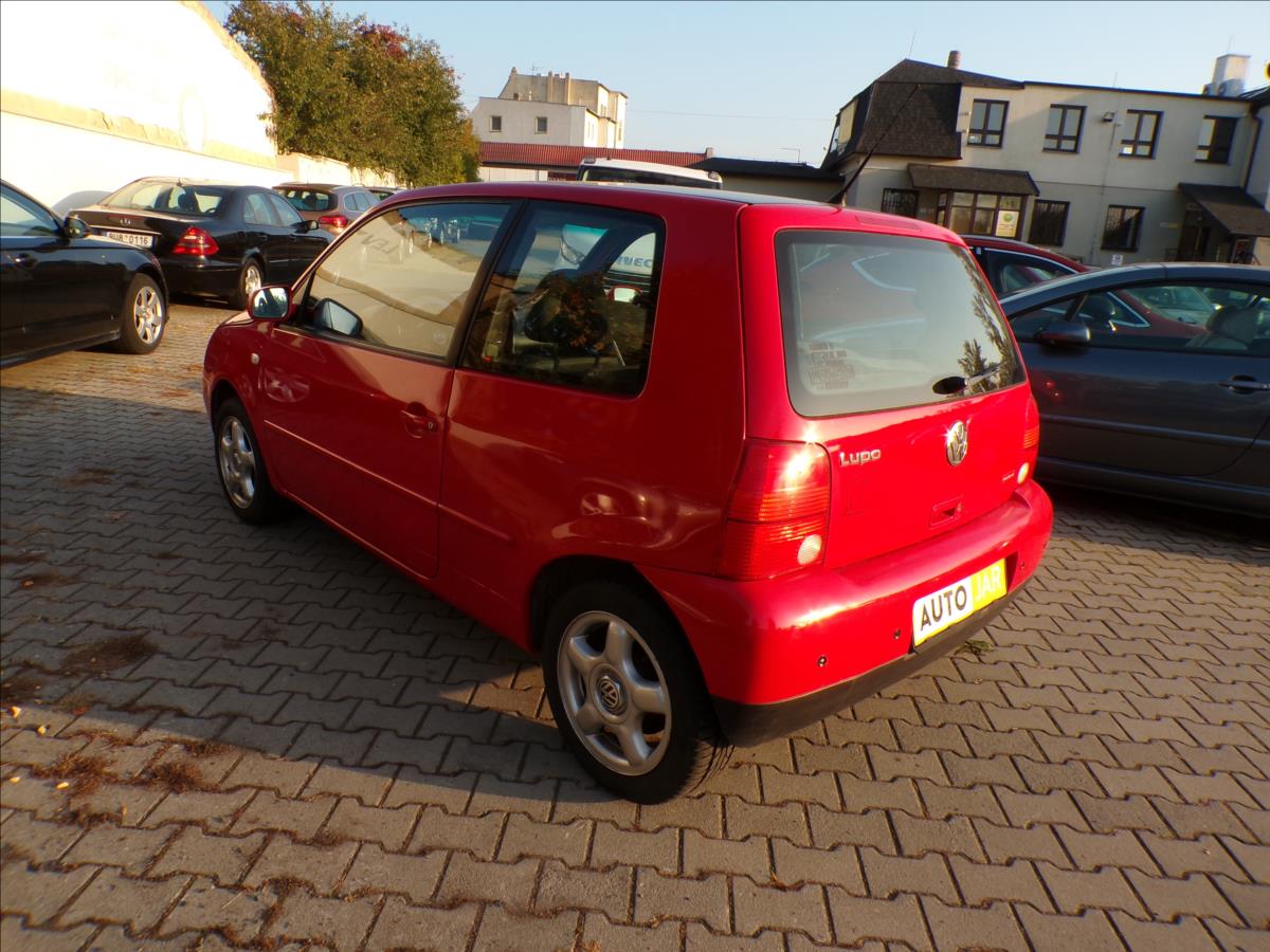 volkswagen-lupo-1-4-i-posilovac-rizeni - 3