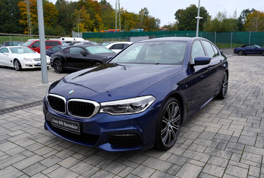 bmw-rada-5-540d-xdrive-mpaket-320ps-cr - 1
