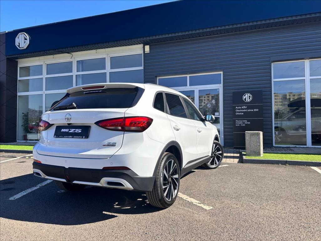 mg-zs-1-5-exclusive-hybrid - 2