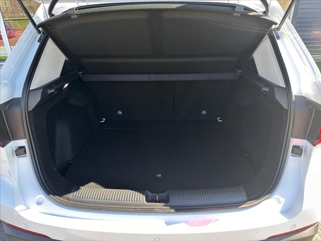 mg-zs-1-5-exclusive-hybrid - 4