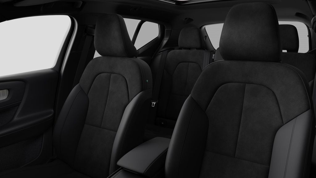 volvo-xc40-plus-b4-panorama-matrix-led - 6