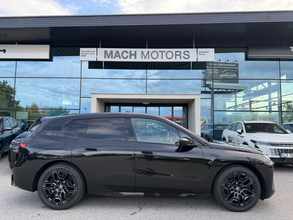 bmw-ix-vzduch-ventilace-el-tazne-top-dojezd-563km - 4