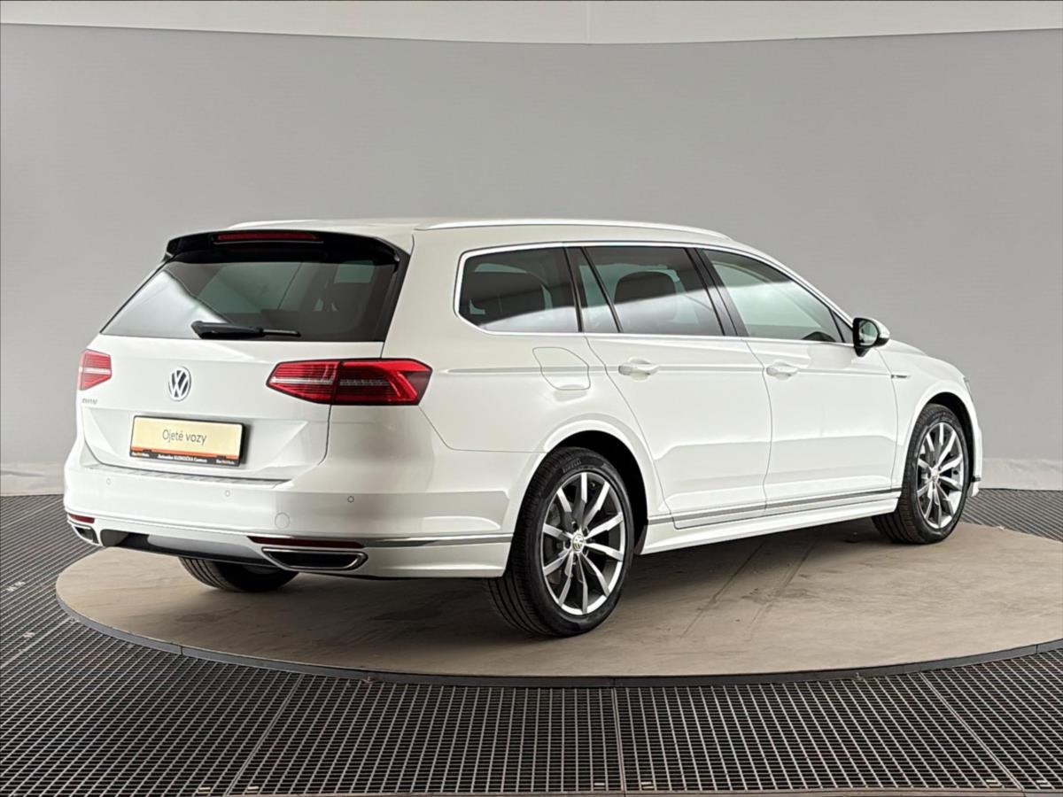 volkswagen-passat-2-0-2-0tdi-r-line - 1