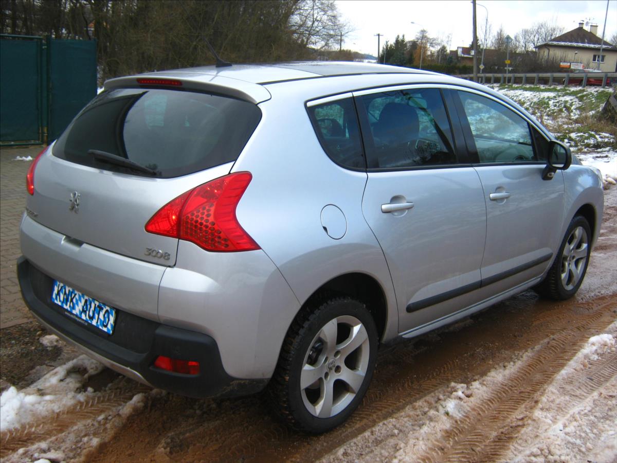 peugeot-3008-1-6-hdi-112-k-fap-premium - 3