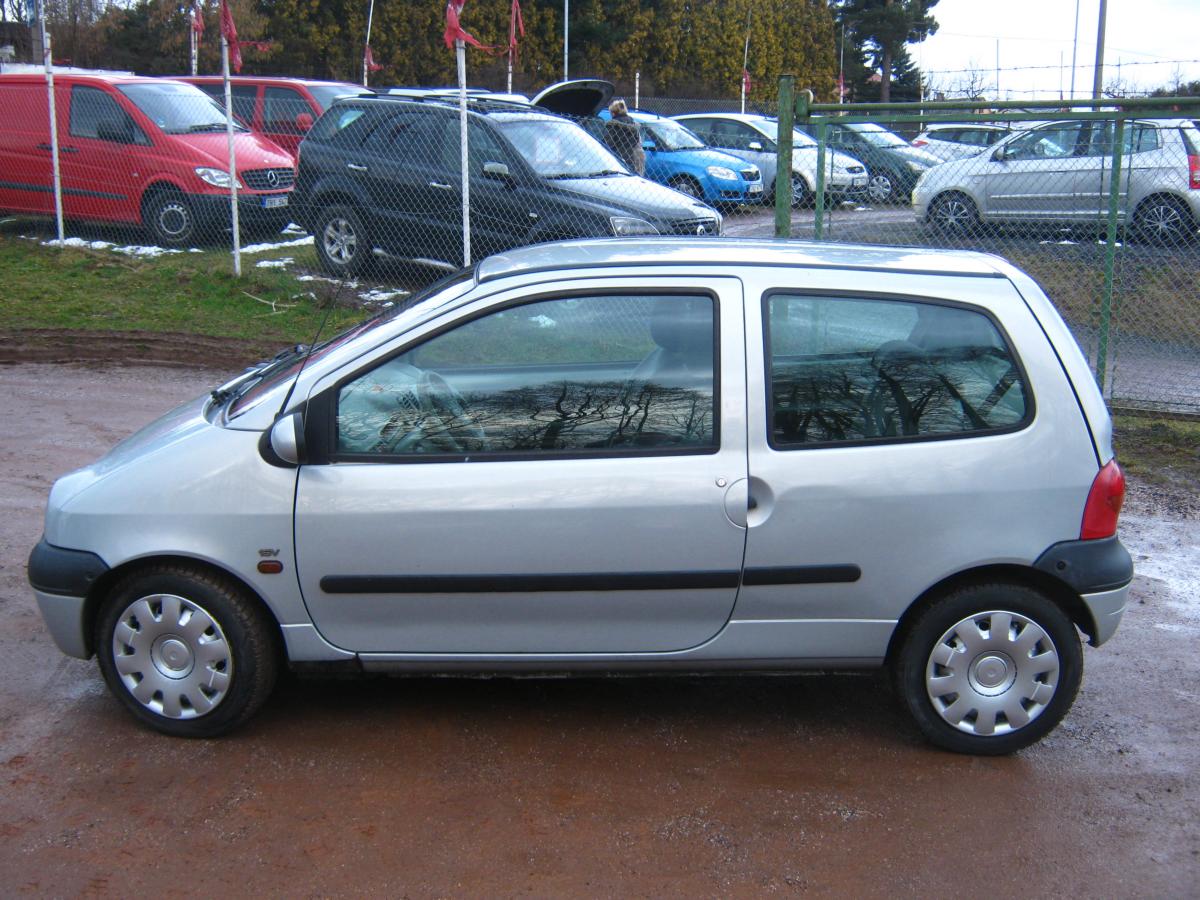 renault-twingo-1-1 - 2