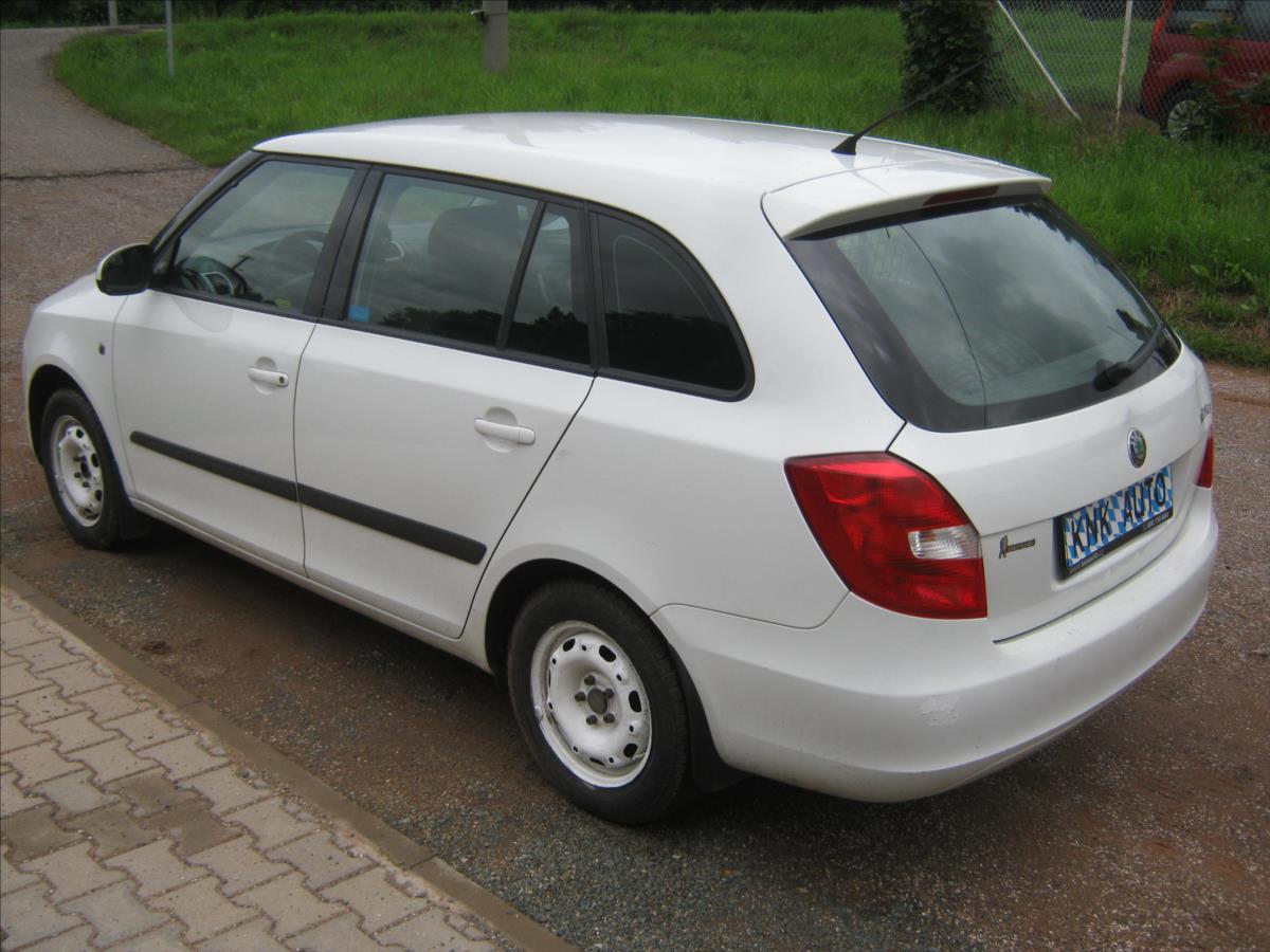 skoda-fabia-1-2-combi - 3