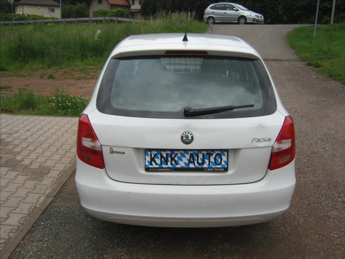 skoda-fabia-1-2-combi - 4