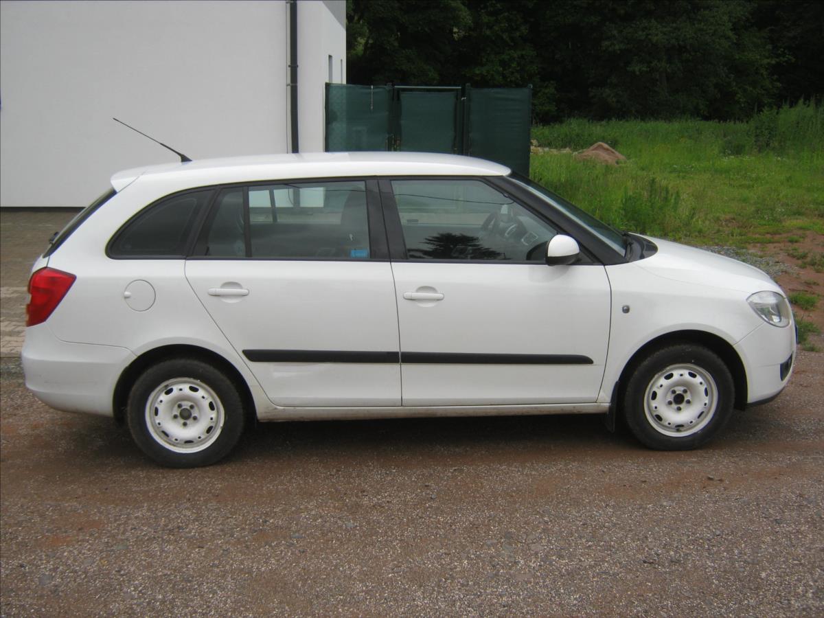 skoda-fabia-1-2-combi - 6