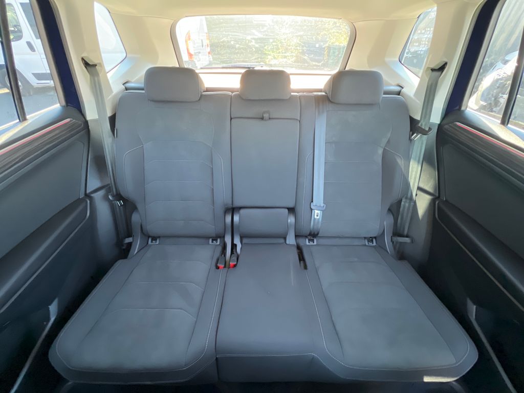 volkswagen-tiguan-2-0-tdi-110kw-4x4-zaruka-servis - 6