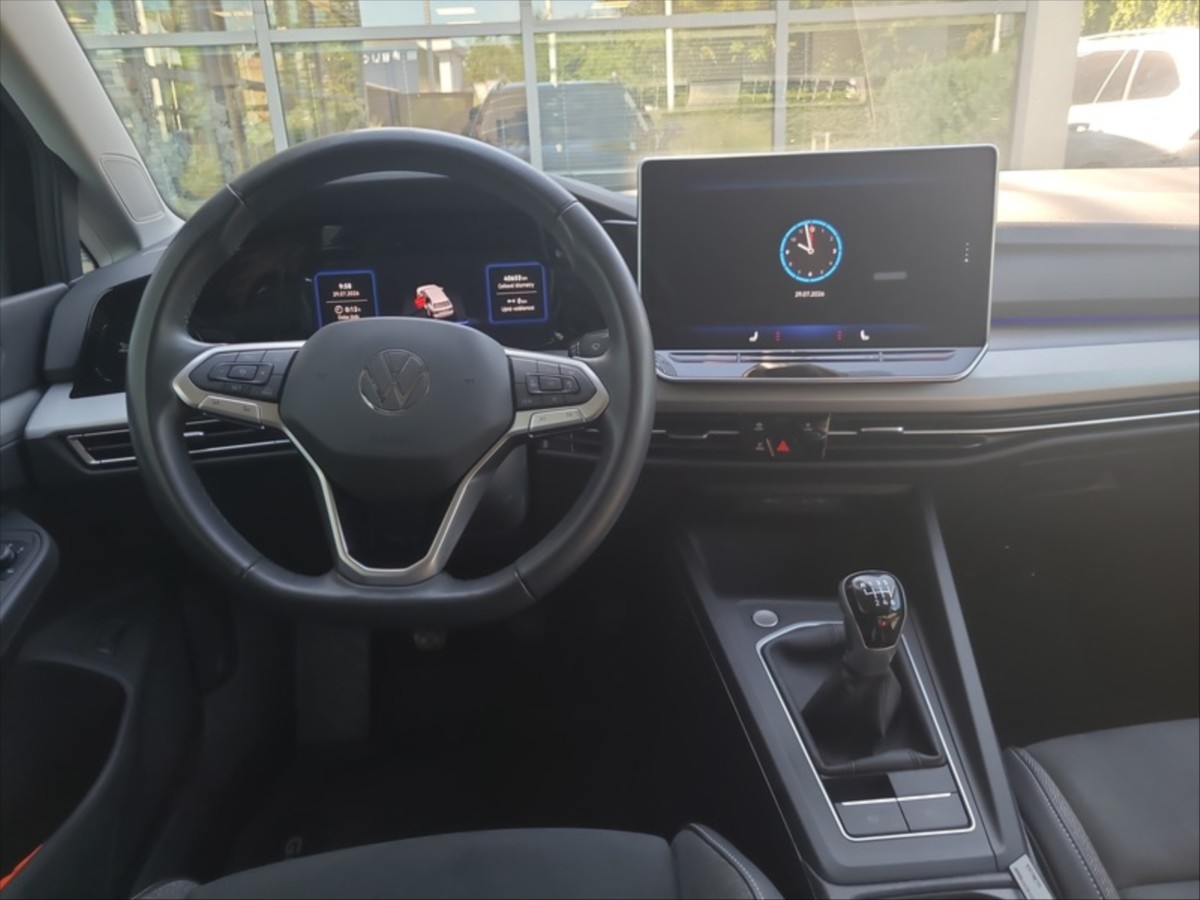 volkswagen-golf-variant-1-5-tsi-85kw - 2