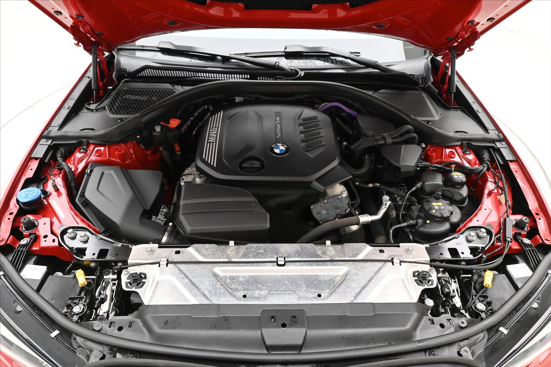 bmw-rada-3-2-0-320d-140-kw-steptronic-zaruka-a-5-let - 8