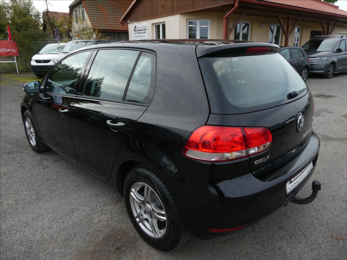 volkswagen-golf-1-6-tdi-77kw-serviska-zaves - 6