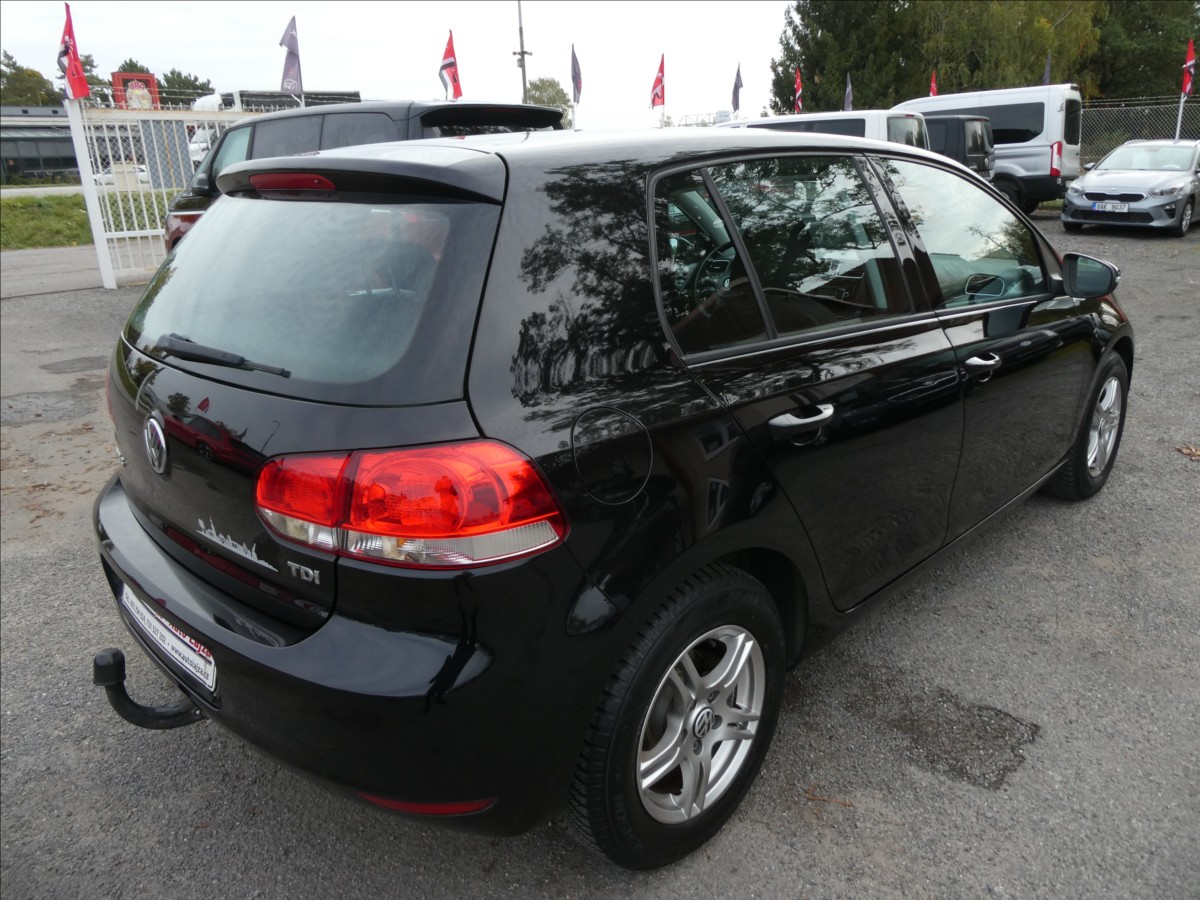volkswagen-golf-1-6-tdi-77kw-serviska-zaves - 8