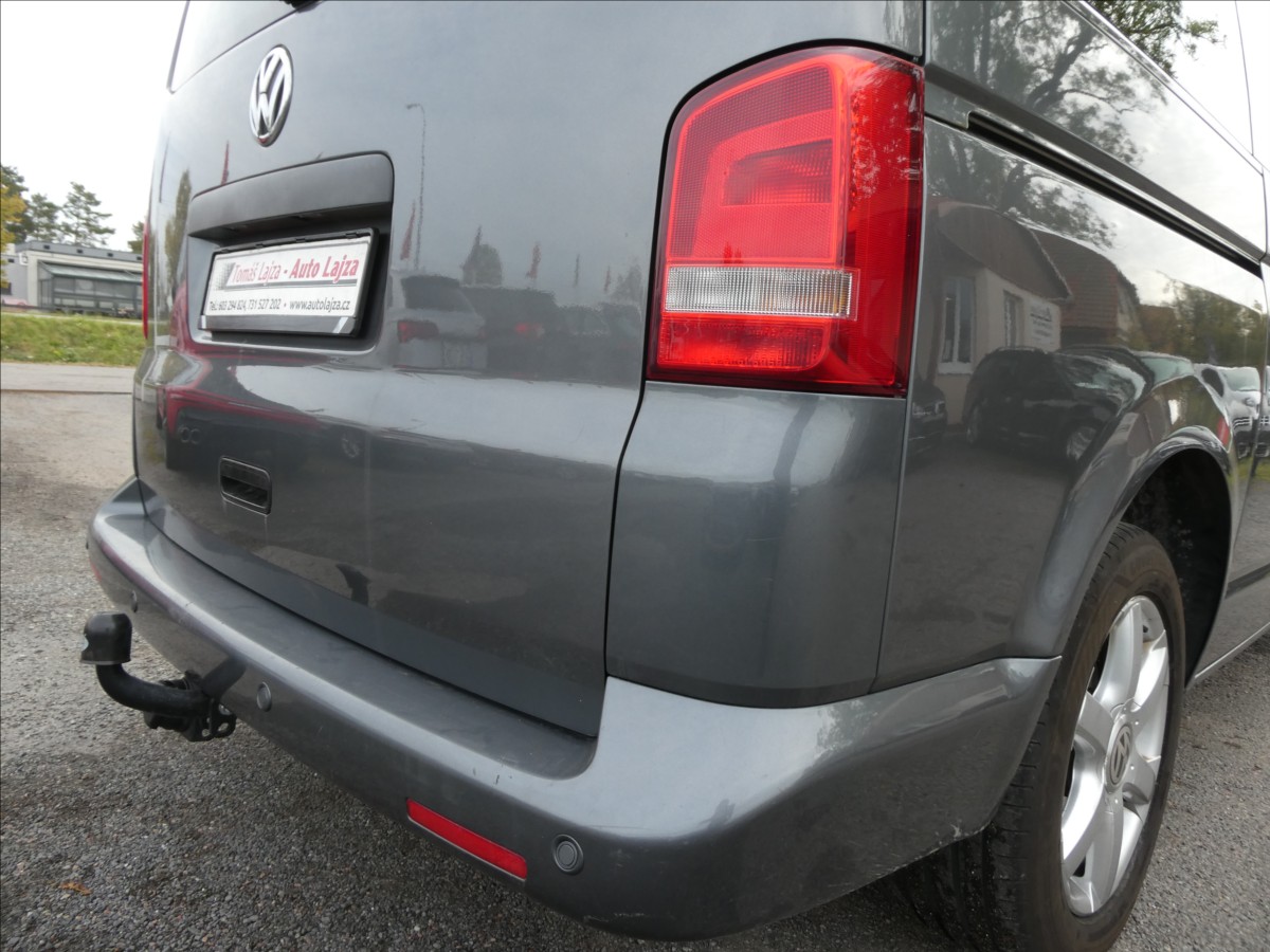 volkswagen-multivan-2-0-tdi103kw-4x4-serviska-zaves - 8