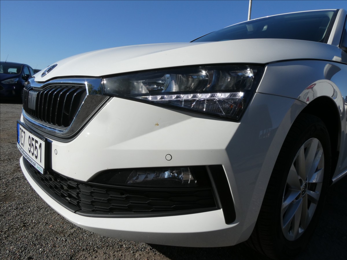 skoda-scala-1-0-tsi-81kw-style-navigace - 3