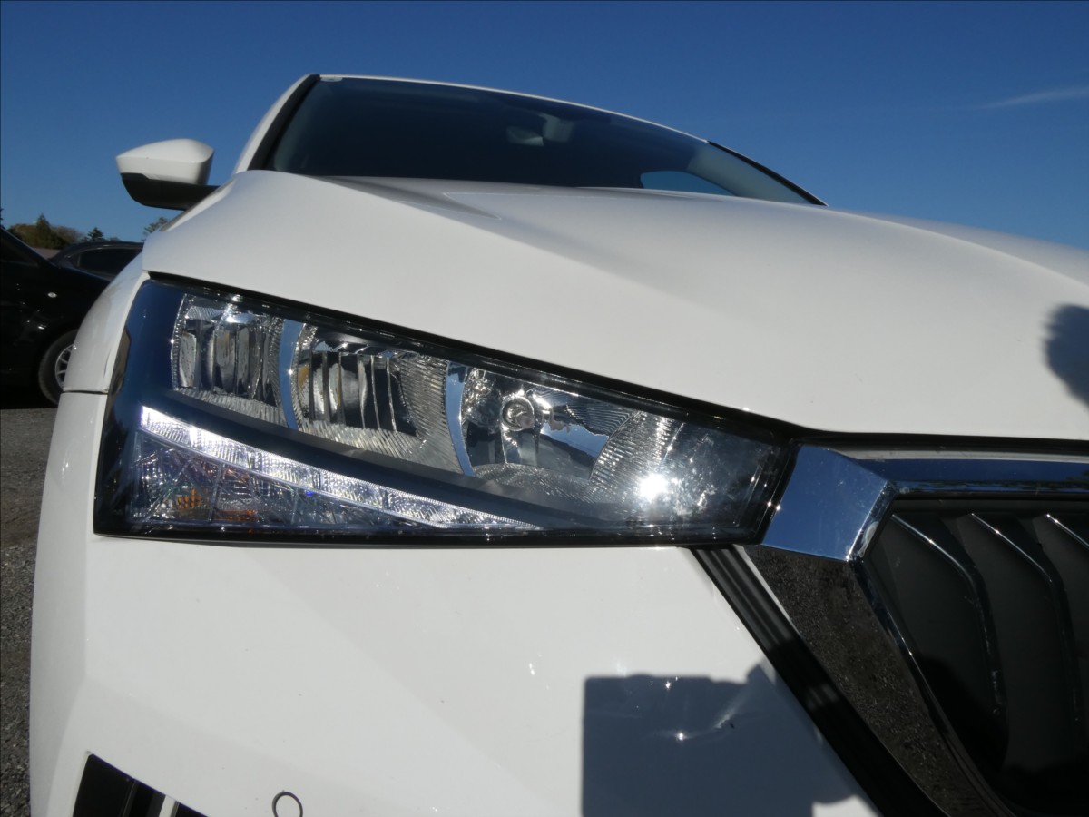 skoda-scala-1-0-tsi-81kw-style-navigace - 4