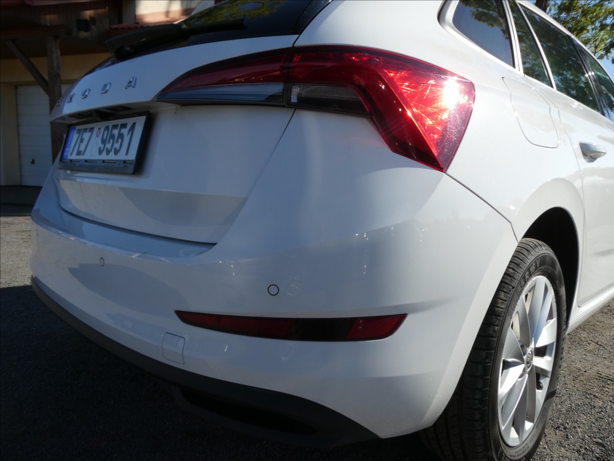 skoda-scala-1-0-tsi-81kw-style-navigace - 9