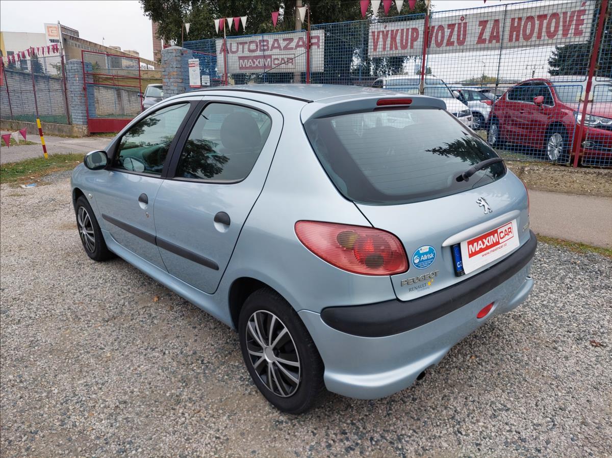 peugeot-206-1-4-hdi - 6