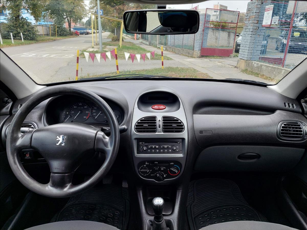 peugeot-206-1-4-hdi - 9