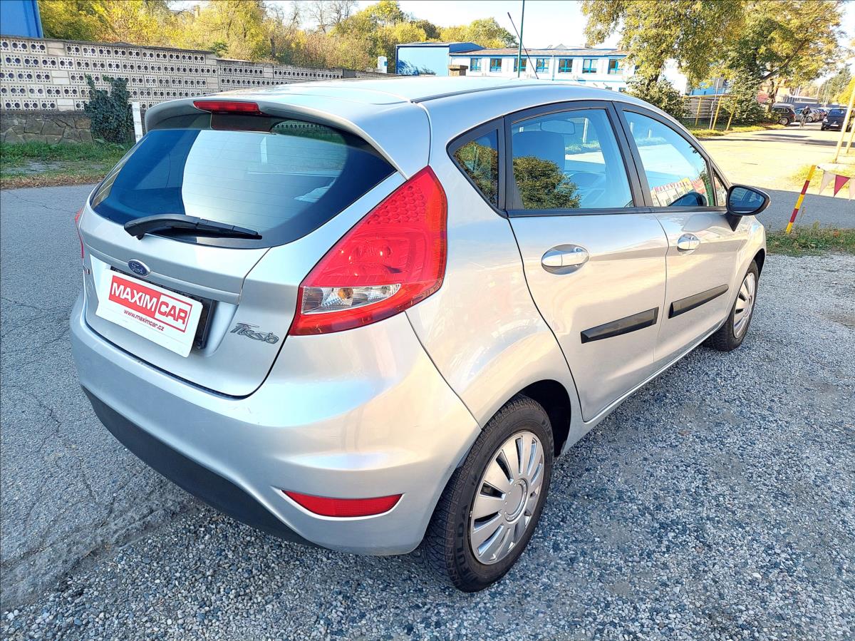 ford-fiesta-1-4-tdci-nove-rozvody-olej - 7