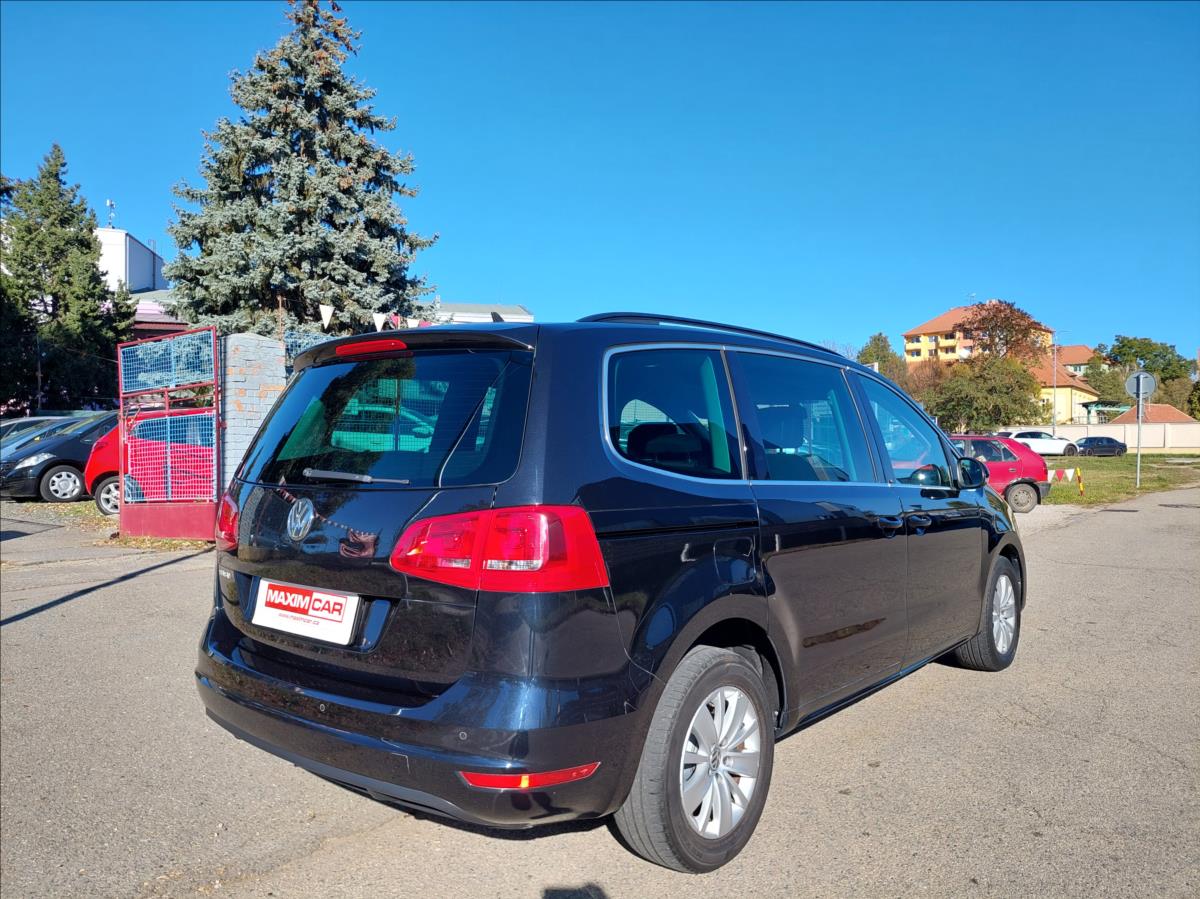 volkswagen-sharan-2-0-tdi-7-mistne-bez-koroze - 4