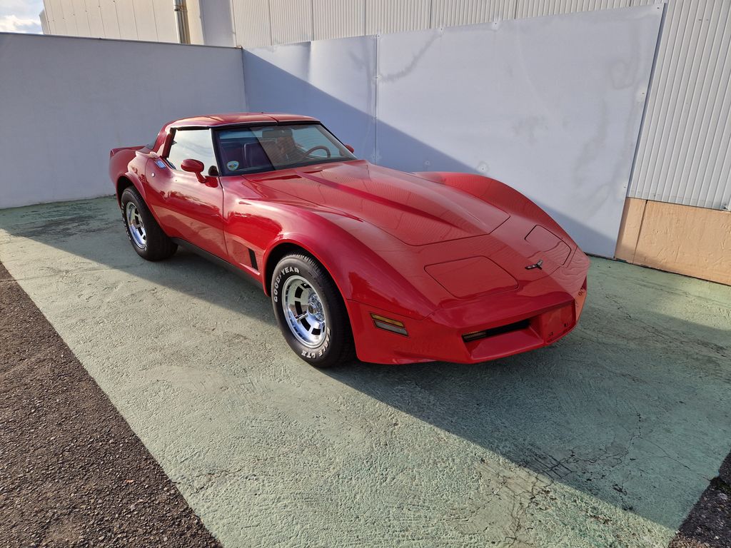 chevrolet-corvette-c3 - 1