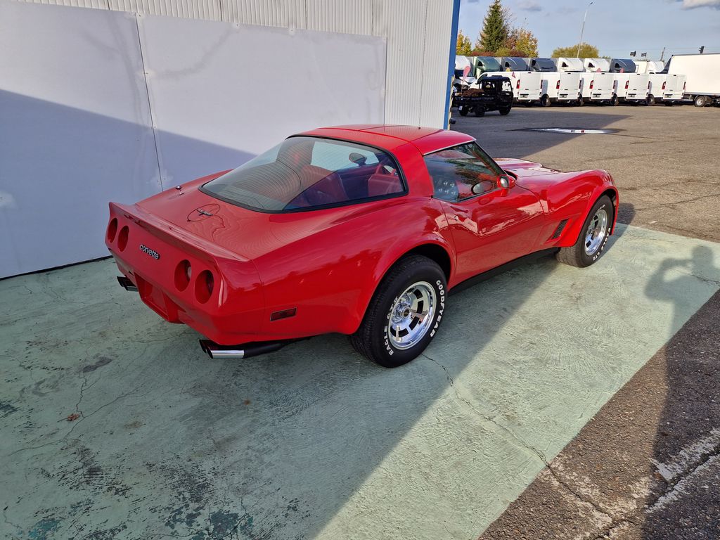 chevrolet-corvette-c3 - 3