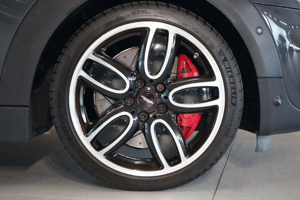 mini-cooper-jcw-cabrio-acc-h-k-hud - 8