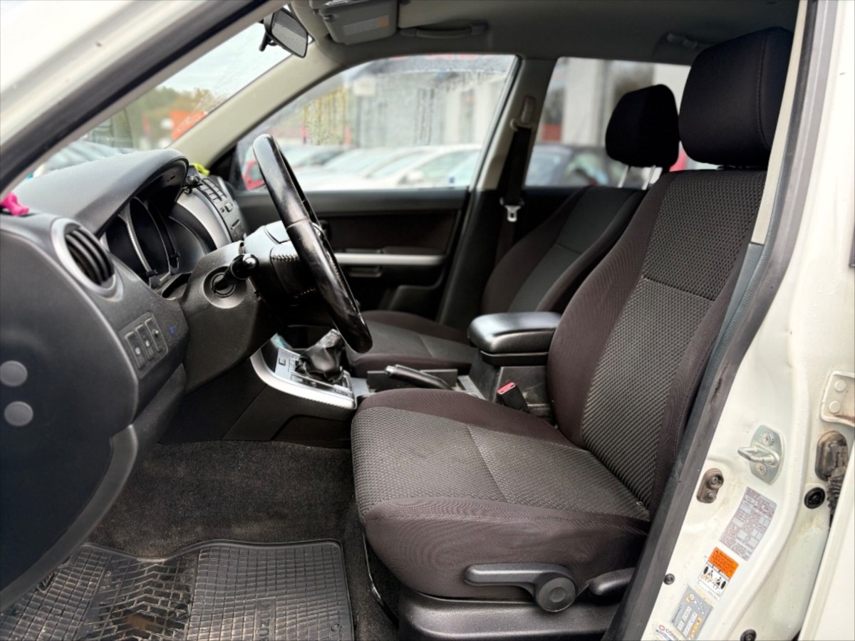 suzuki-grand-vitara-1-9-ddis-po-rozvodech-4x4-dph - 8