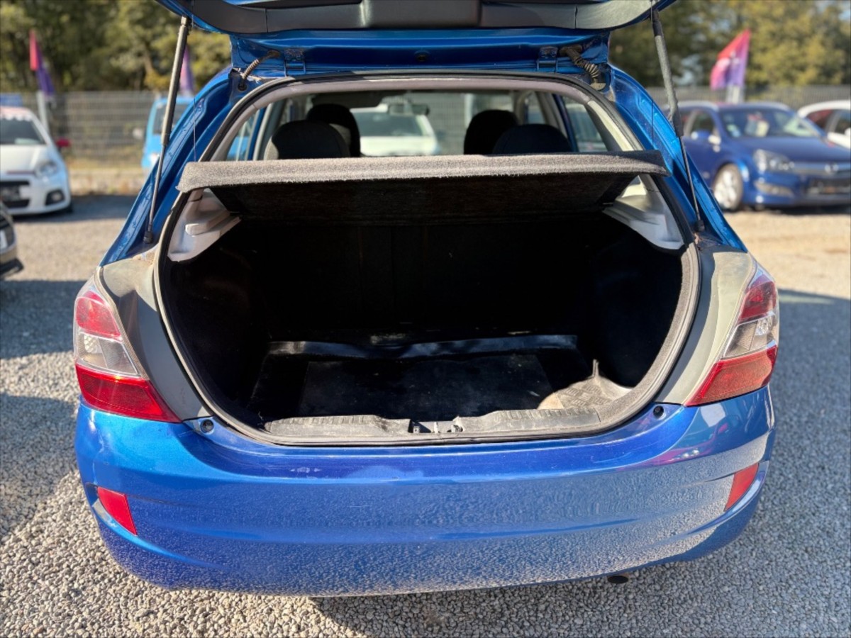 honda-civic-1-4-i-66-kw - 4