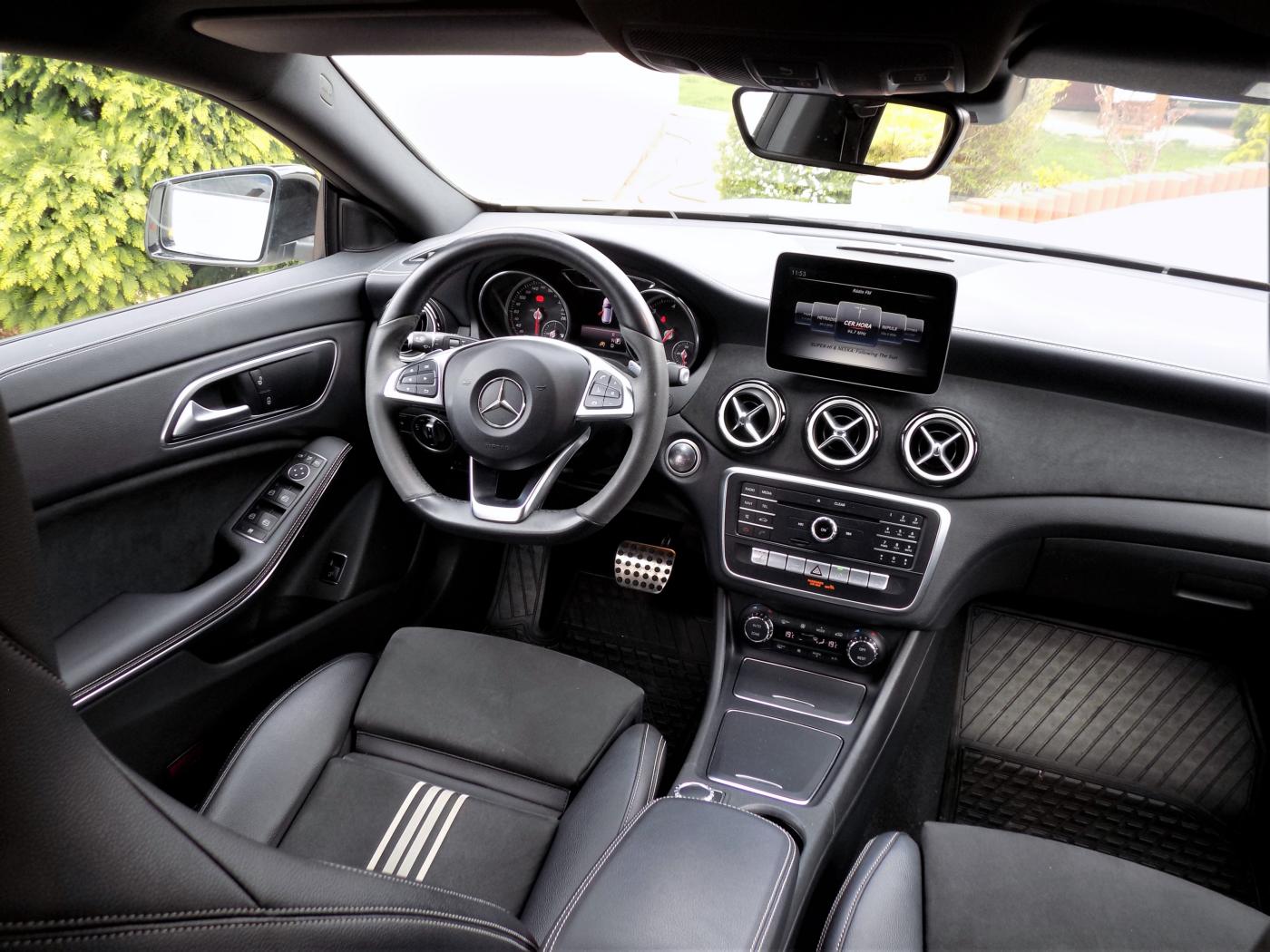 mercedes-benz-cla-2-1-200d-4matic-sb-amg-line - 6